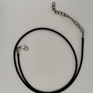 cadena de cuero